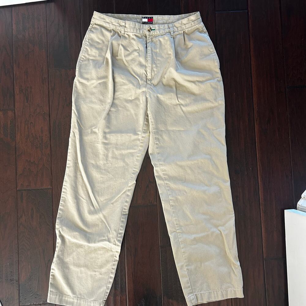 Men's 2003 Tommy Hilfiger Pleated Front Khaki Pants Preppy Old Money Classic